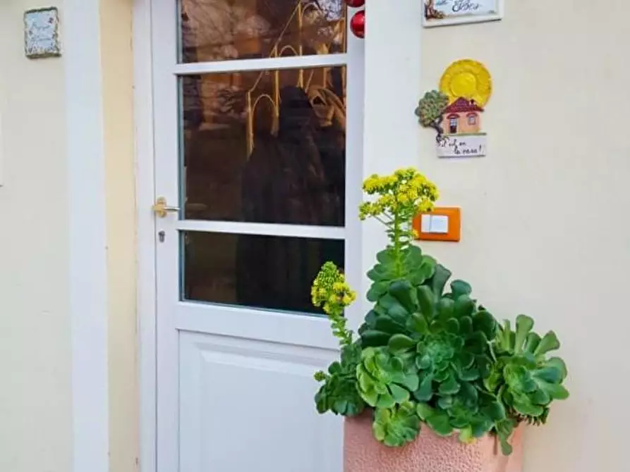 Immagine 10 di Villa in vendita  a Massarosa