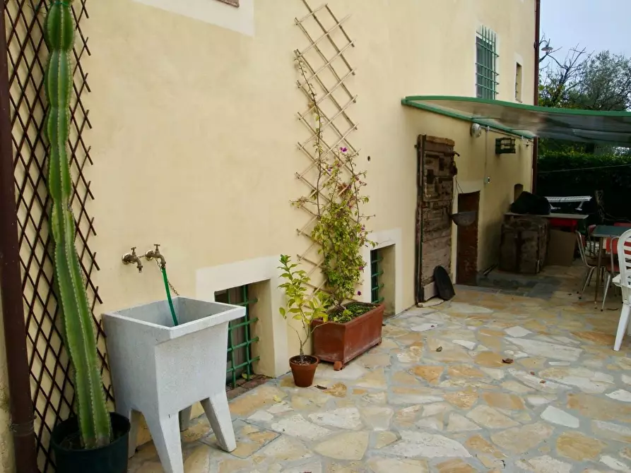 Immagine 46 di Villa in vendita  a Massarosa