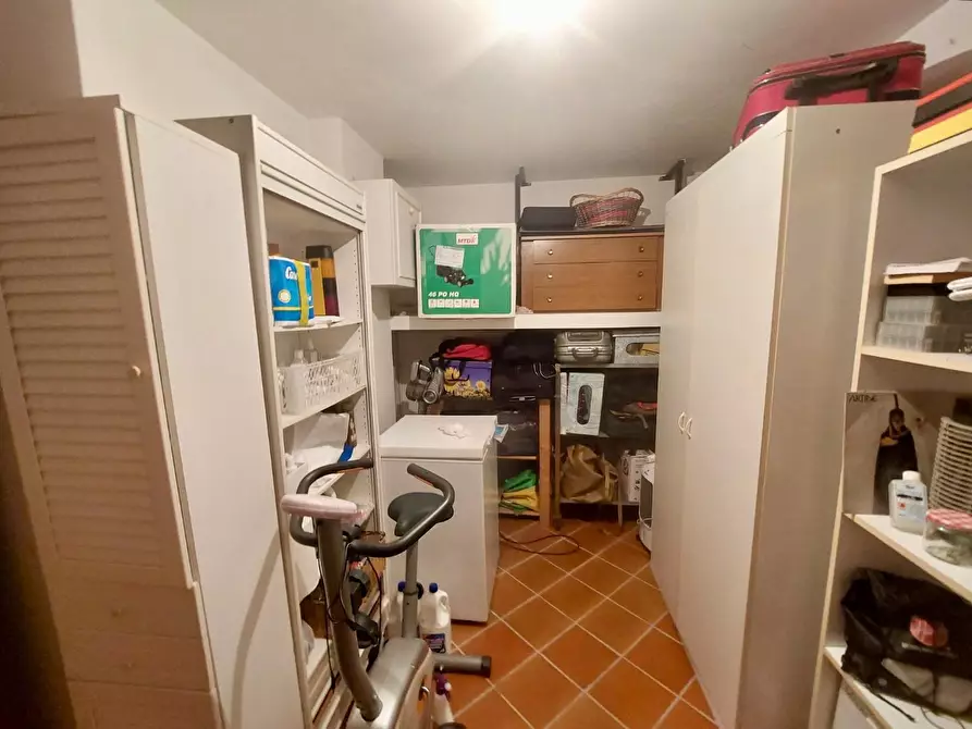 Immagine 18 di Casa bifamiliare in vendita  a Massarosa