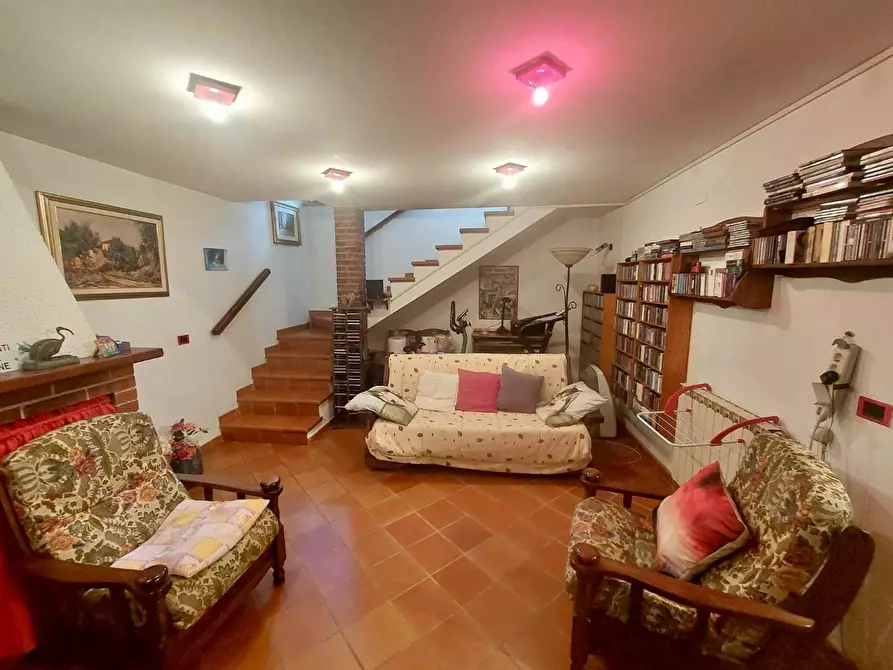 Immagine 14 di Casa bifamiliare in vendita  a Massarosa