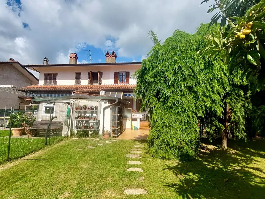 Immagine 35 di Casa bifamiliare in vendita  a Massarosa