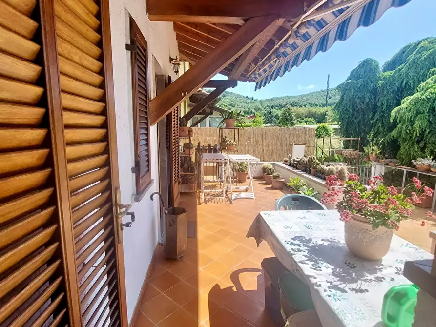 Immagine 9 di Casa bifamiliare in vendita  a Massarosa