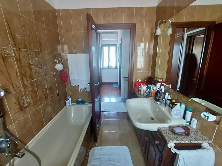 Immagine 25 di Casa bifamiliare in vendita  a Massarosa