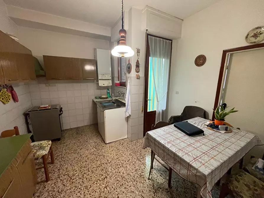 Immagine 14 di Appartamento in vendita  a Siena