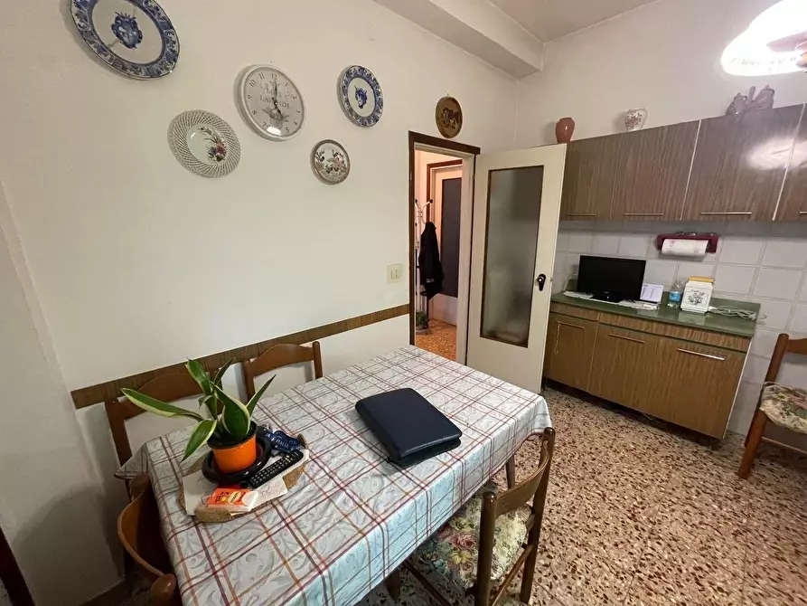 Immagine 12 di Appartamento in vendita  a Siena