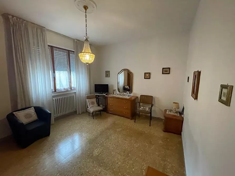 Immagine 32 di Appartamento in vendita  a Siena
