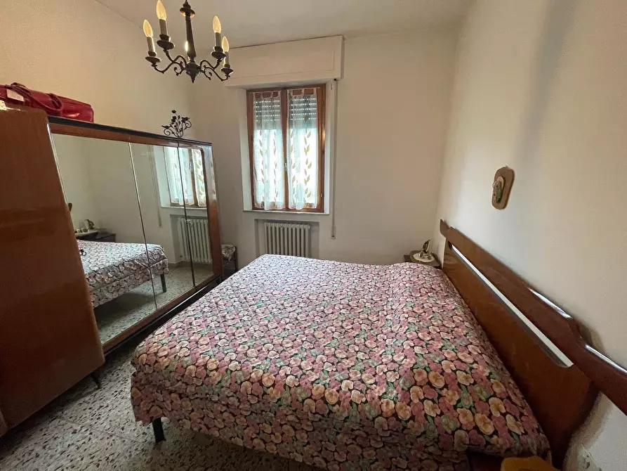 Immagine 43 di Appartamento in vendita  a Siena