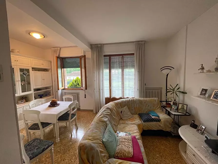 Immagine 7 di Appartamento in vendita  a Siena