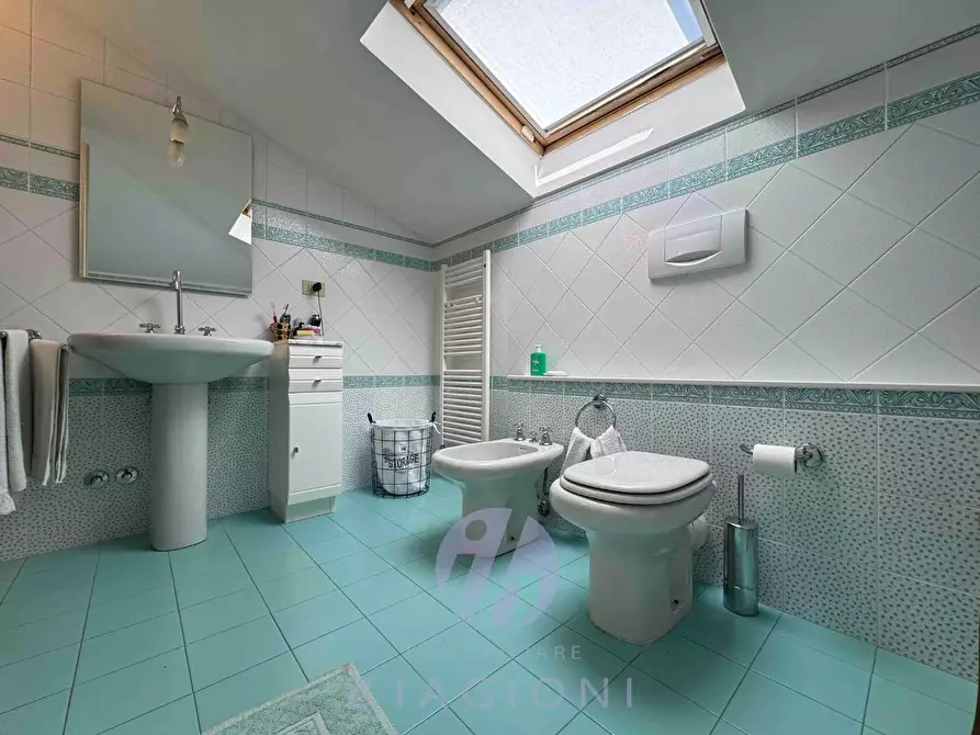 Immagine 20 di Casa bifamiliare in vendita  a Pietrasanta