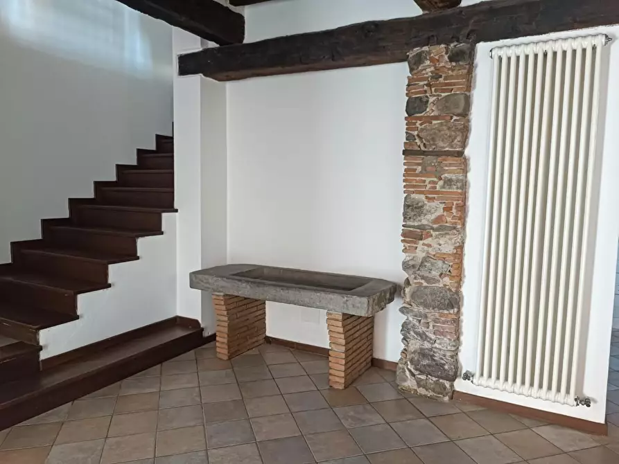 Immagine 7 di Appartamento in vendita  a Gallicano