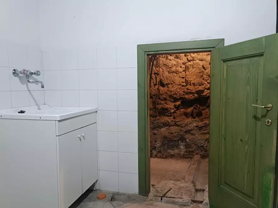 Immagine 10 di Appartamento in vendita  a Gallicano