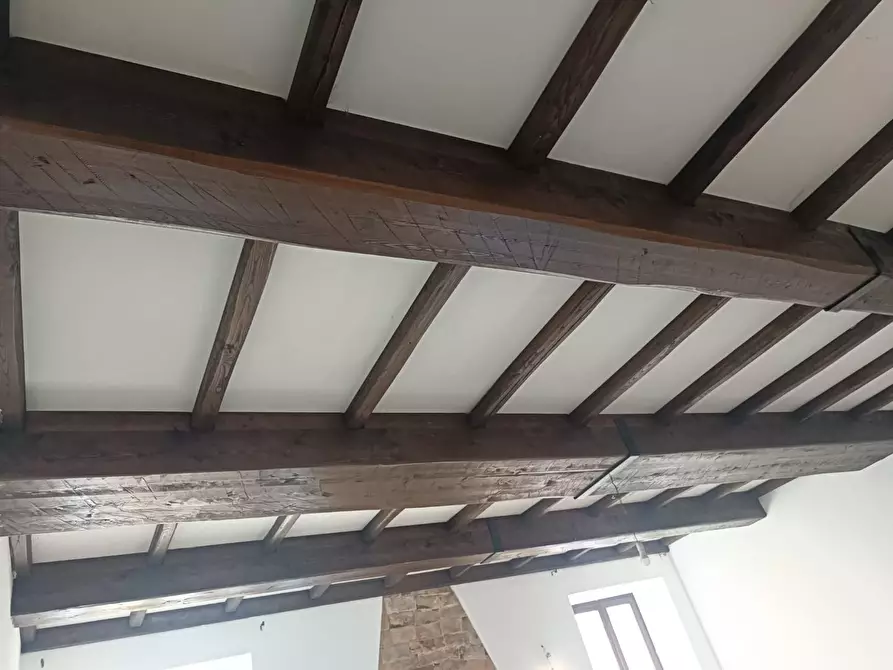 Immagine 21 di Appartamento in vendita  a Gallicano