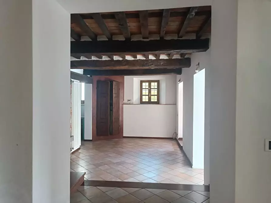 Immagine 8 di Appartamento in vendita  a Gallicano