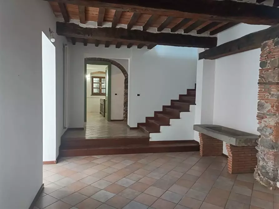 Immagine 6 di Appartamento in vendita  a Gallicano