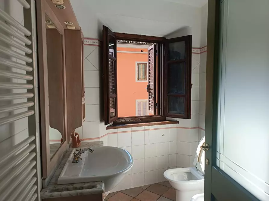 Immagine 24 di Appartamento in vendita  a Gallicano