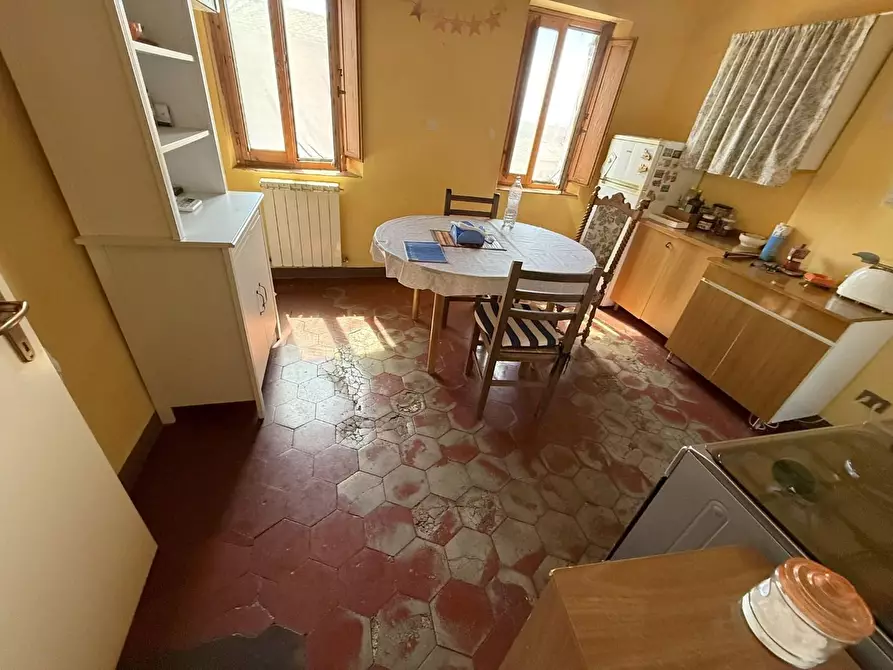 Immagine 3 di Appartamento in affitto  a Siena