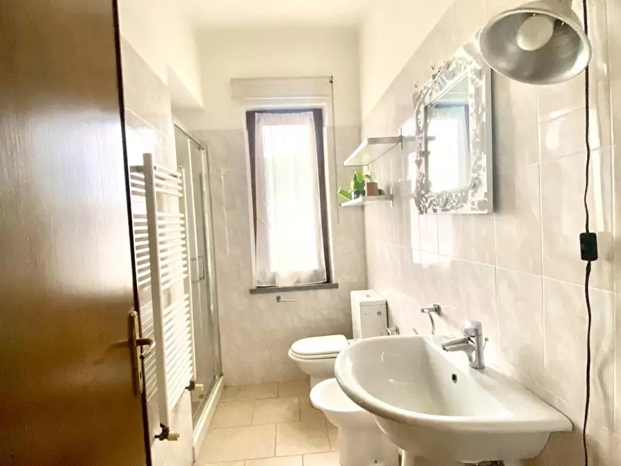 Immagine 7 di Appartamento in vendita  a Massa