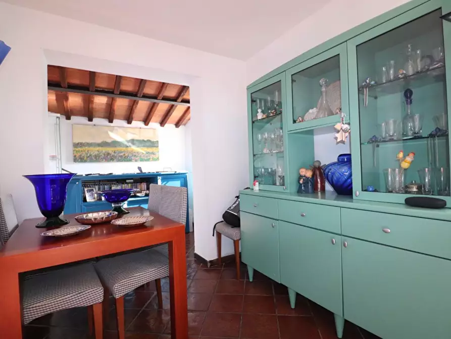 Immagine 2 di Appartamento in vendita  a Siena