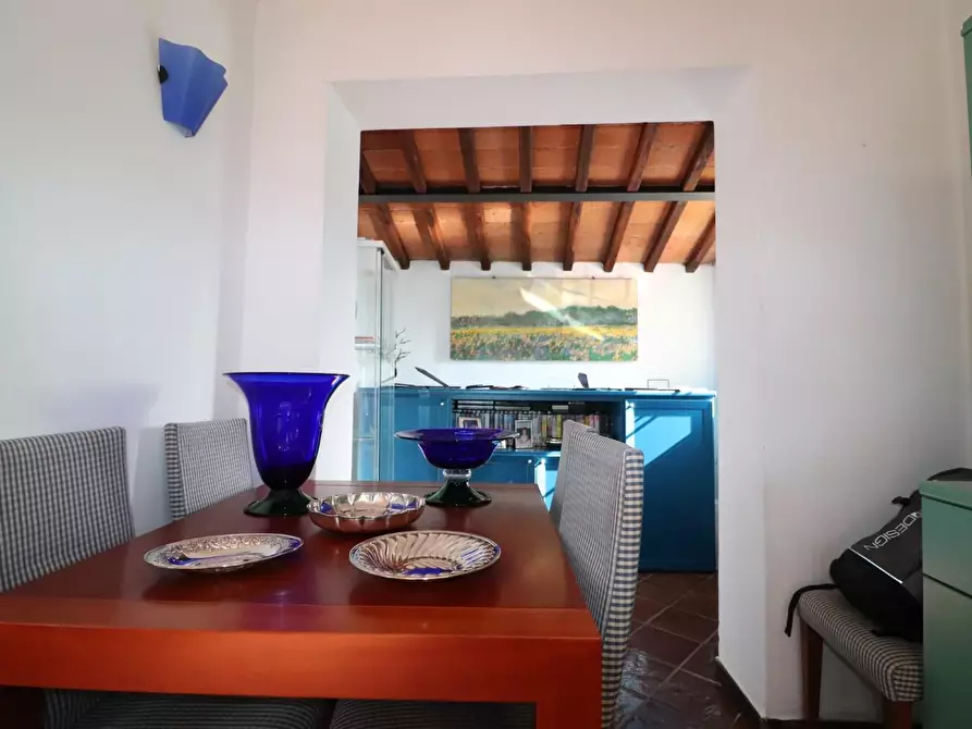 Immagine 5 di Appartamento in vendita  a Siena