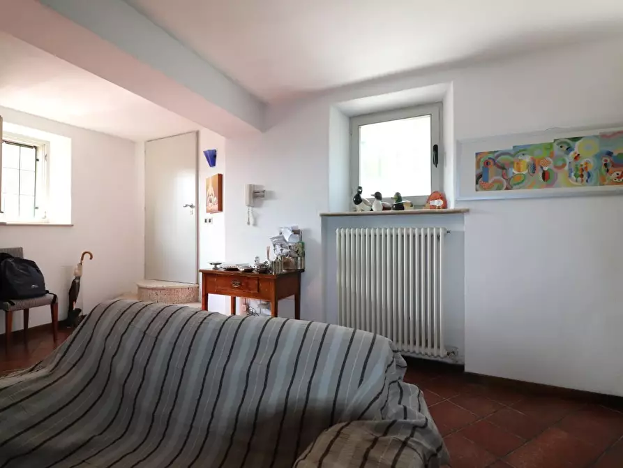 Immagine 13 di Appartamento in vendita  a Siena