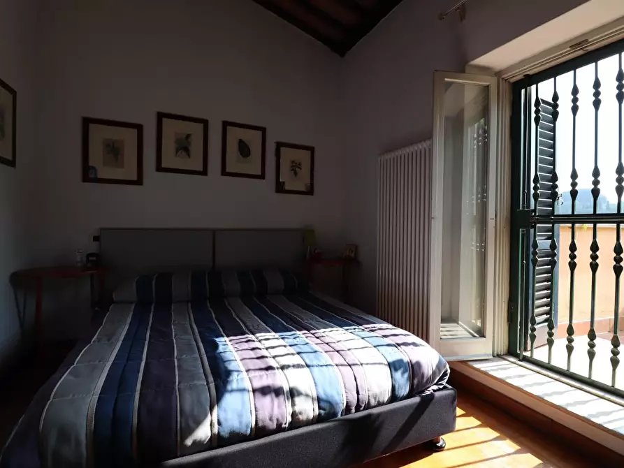 Immagine 21 di Appartamento in vendita  a Siena