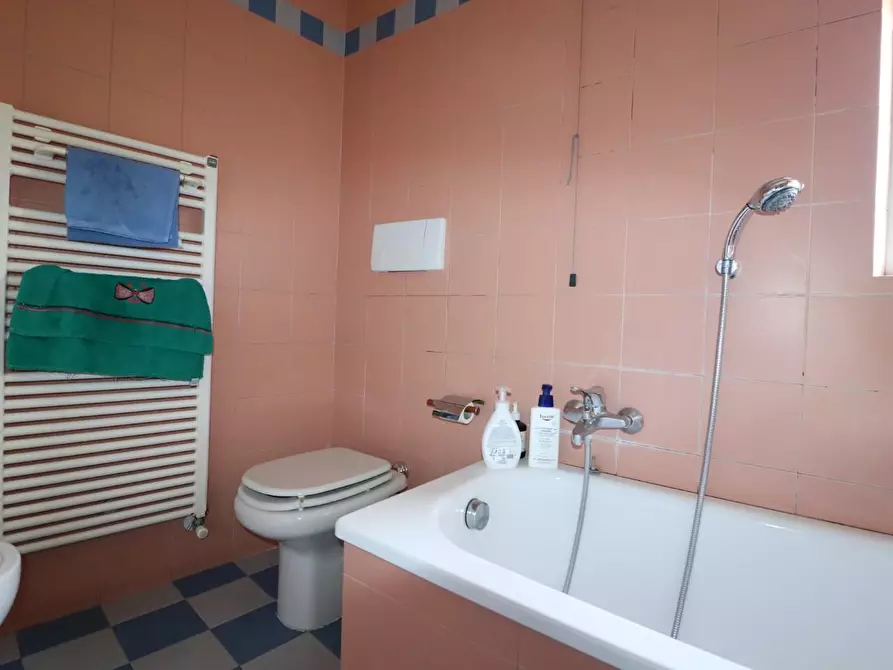 Immagine 34 di Appartamento in vendita  a Siena