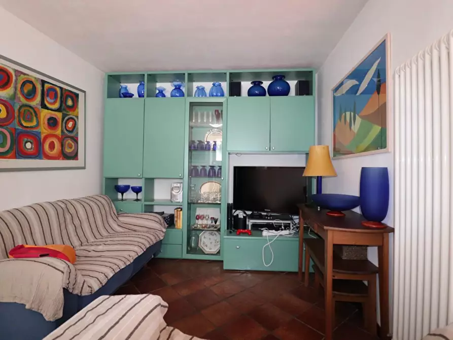 Immagine 10 di Appartamento in vendita  a Siena