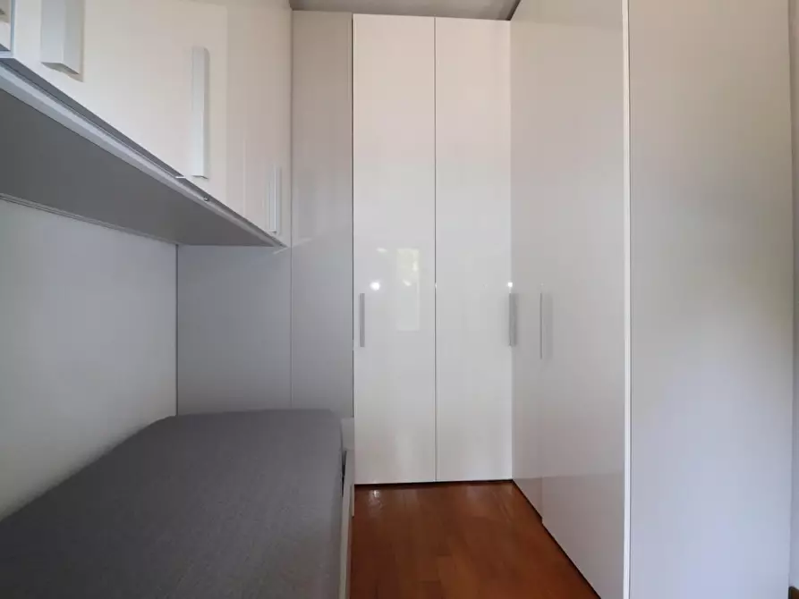 Immagine 19 di Appartamento in vendita  a Siena