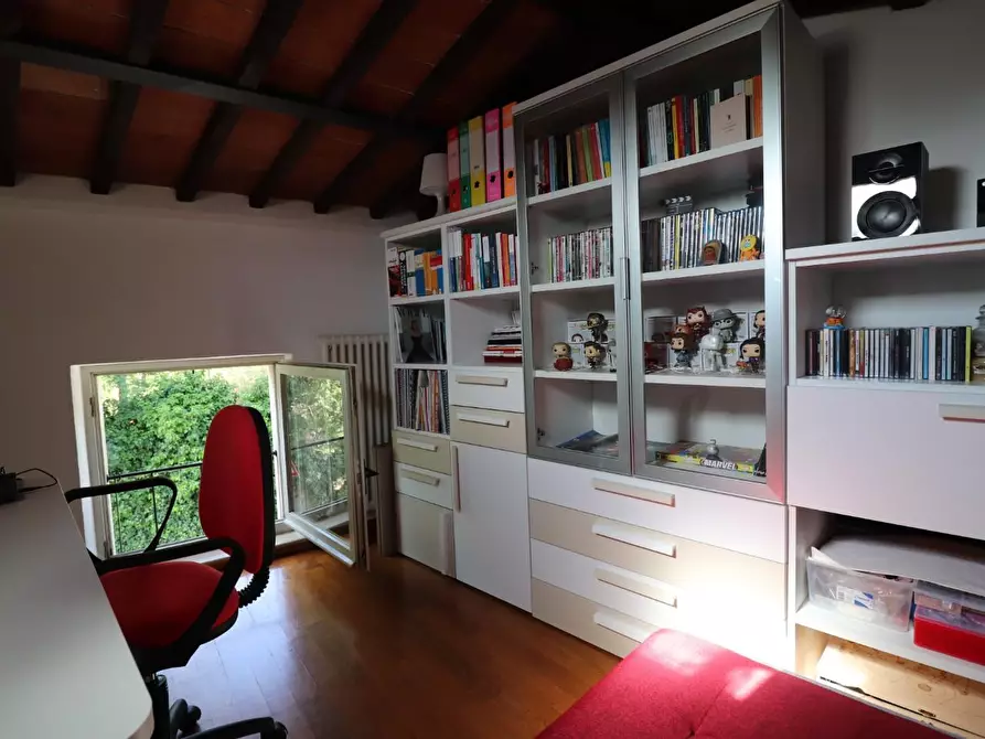 Immagine 40 di Appartamento in vendita  a Siena