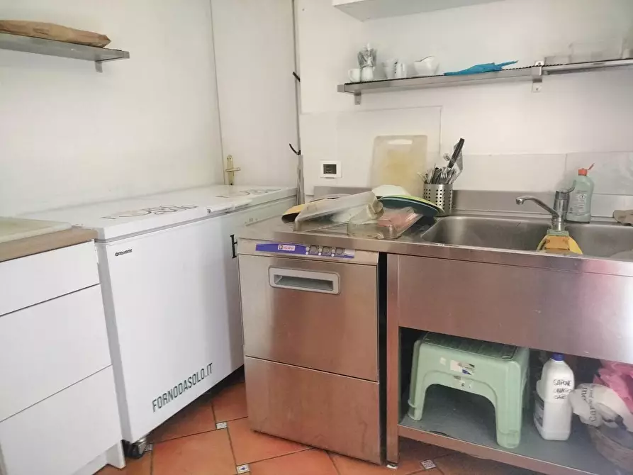 Immagine 11 di Bar / Ristorante in vendita  a Massa