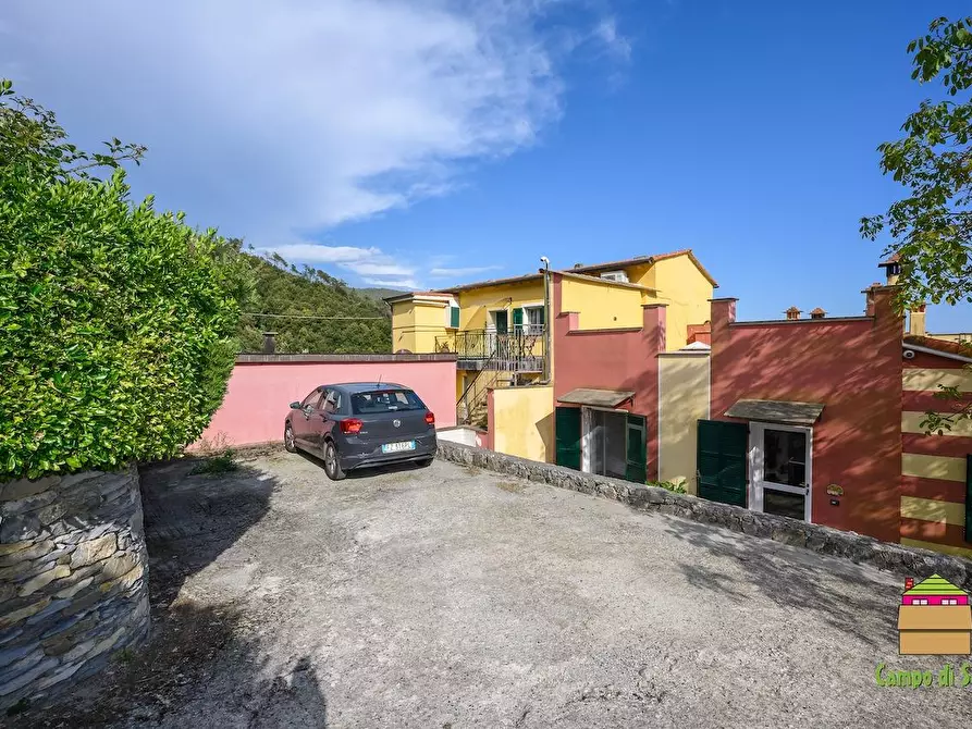 Immagine 46 di Casa semindipendente in vendita  a Vernazza