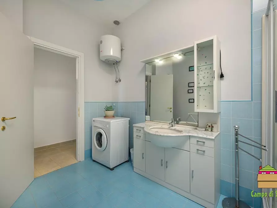 Immagine 36 di Casa semindipendente in vendita  a Vernazza