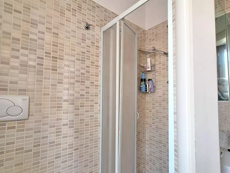 Immagine 8 di Appartamento in vendita  a Pisa