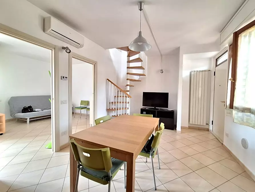 Immagine 1 di Appartamento in vendita  a Pisa