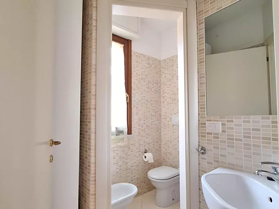 Immagine 6 di Appartamento in vendita  a Pisa