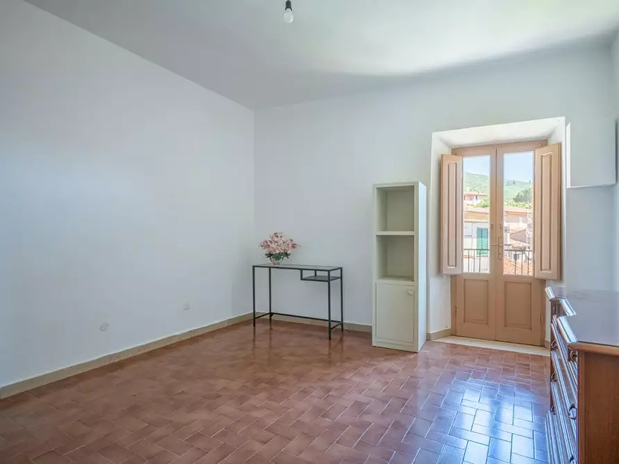 Immagine 15 di Appartamento in vendita  a Buti