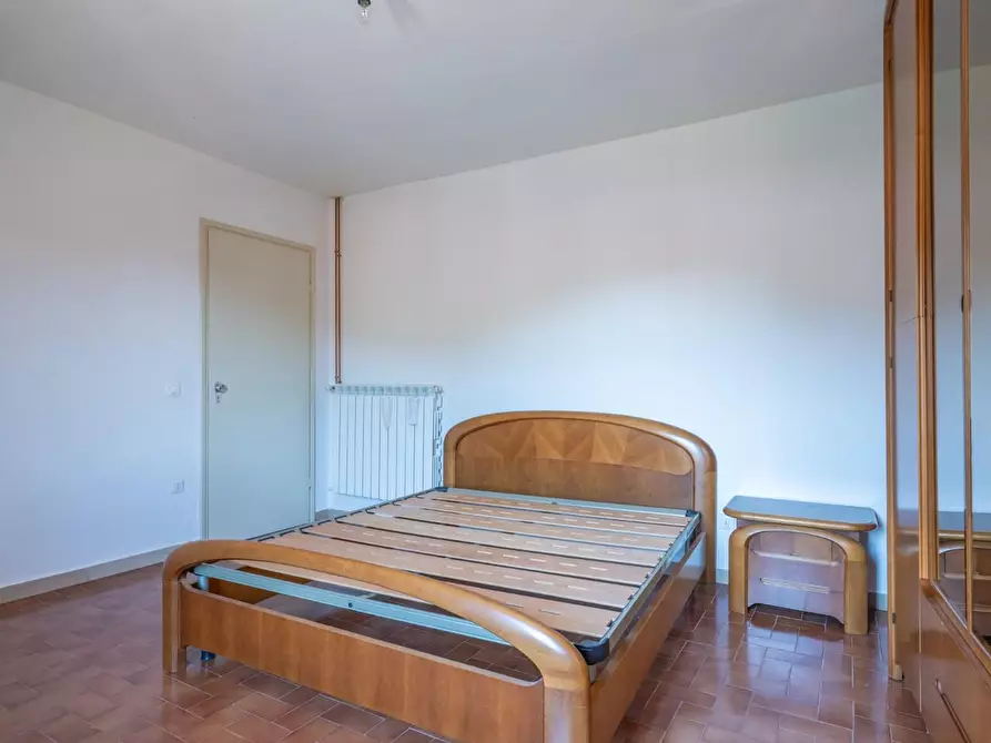 Immagine 12 di Appartamento in vendita  a Buti