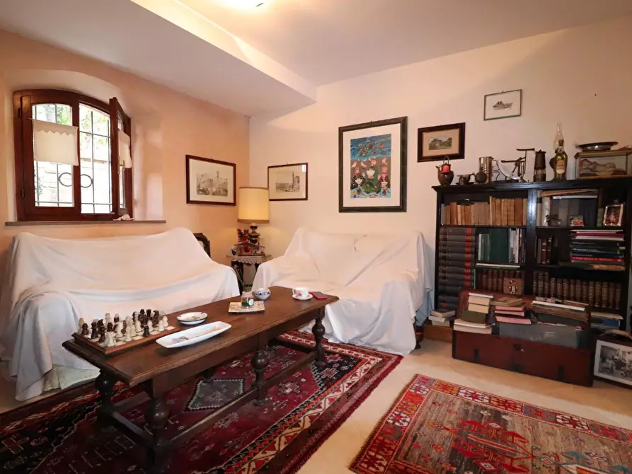 Immagine 5 di Casa bifamiliare in vendita  a Siena