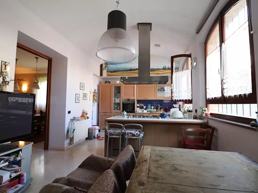 Immagine 13 di Casa bifamiliare in vendita  a Siena