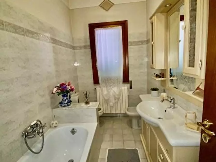 Immagine 28 di Terratetto in vendita  a Buggiano