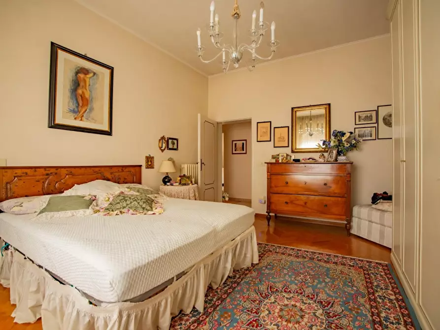 Immagine 16 di Mansarda in vendita  a Siena