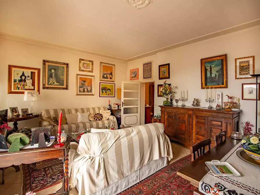 Immagine 2 di Mansarda in vendita  a Siena