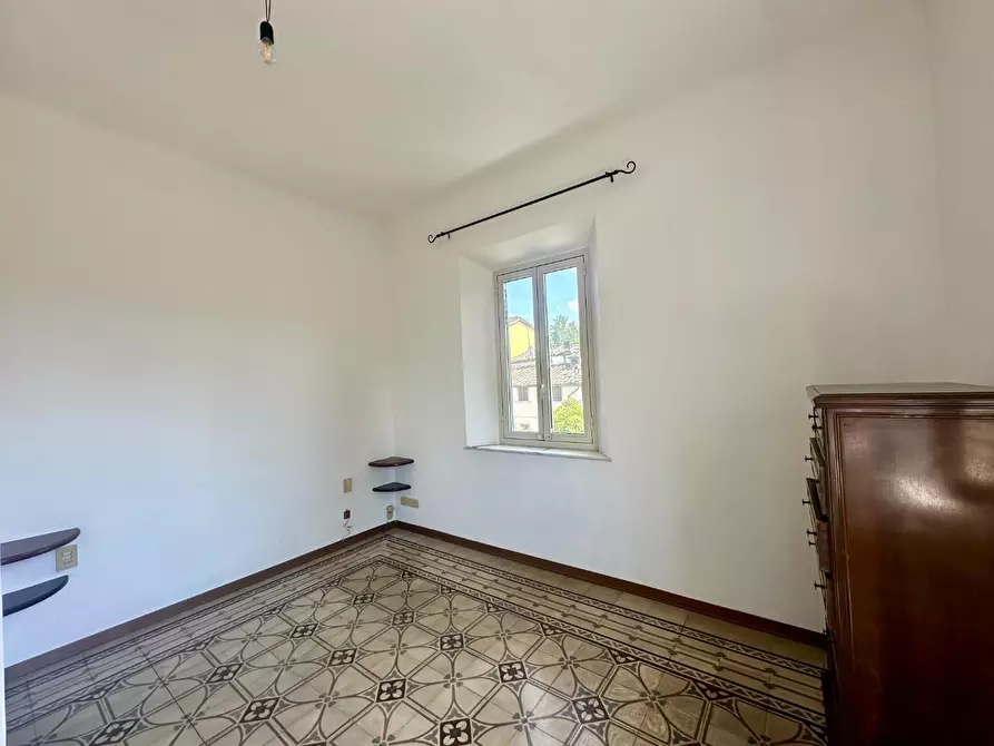 Immagine 19 di Appartamento in vendita  a Lucca