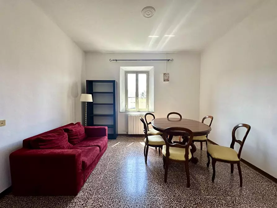 Immagine 16 di Appartamento in vendita  a Lucca