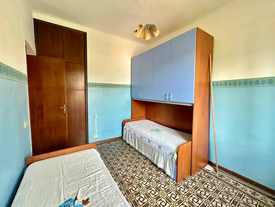 Immagine 20 di Appartamento in vendita  a Lucca