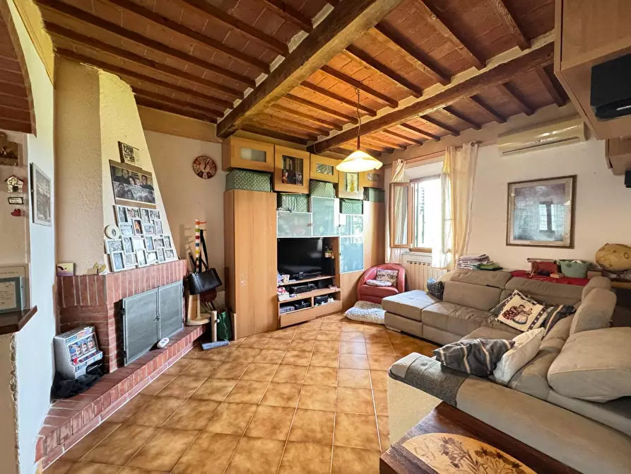 Immagine 2 di Appartamento in vendita  a Empoli