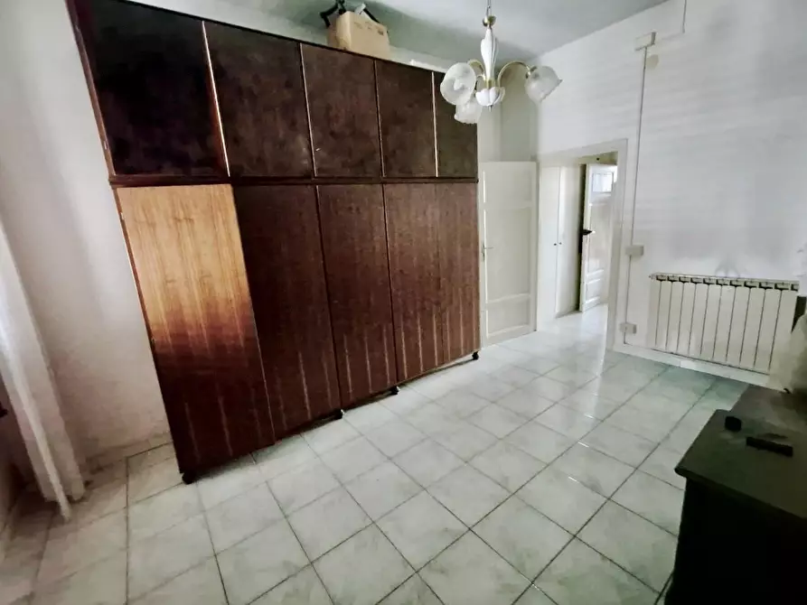 Immagine 9 di Appartamento in vendita  a Cascina