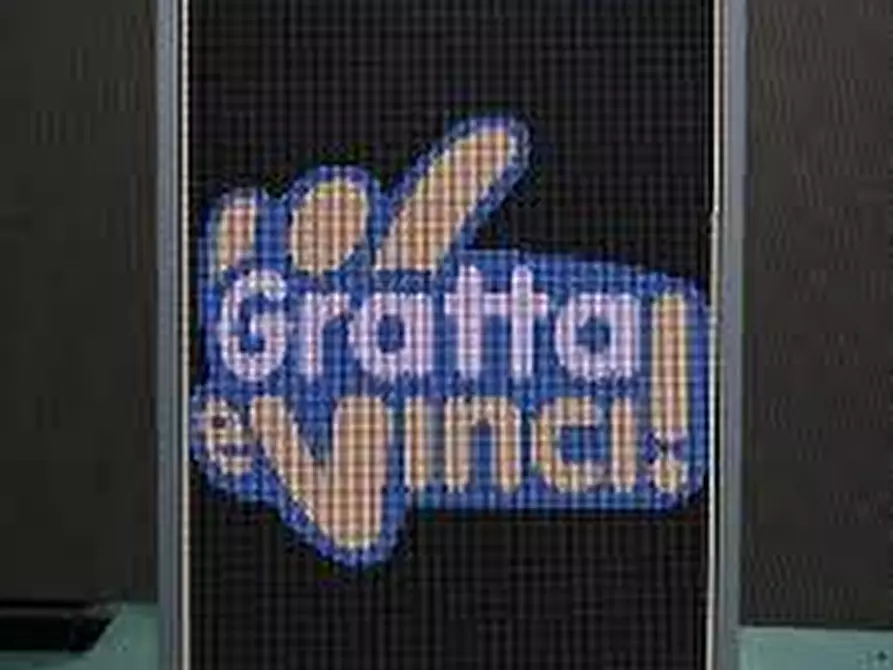 Immagine 1 di Attività commerciale in vendita  a Calcinaia