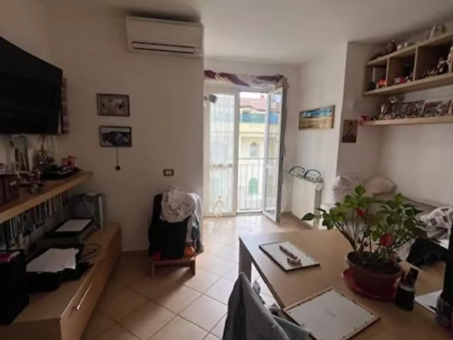 Immagine 1 di Casa semindipendente in vendita  a Fosdinovo