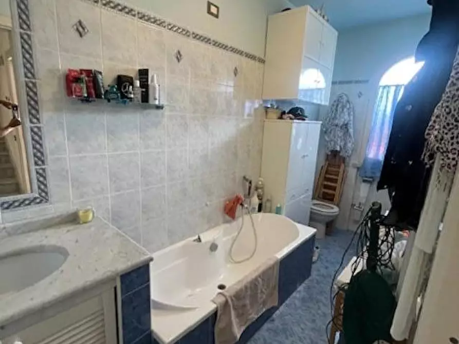 Immagine 4 di Casa semindipendente in vendita  a Fosdinovo